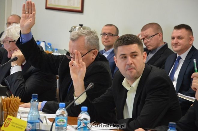 Sesja Rady Miasta Ostrołęki [30.12.2015] - zdjęcie #1 - eOstroleka.pl