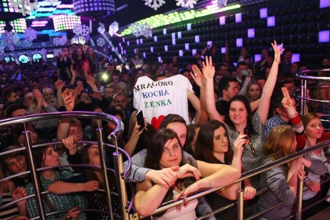 Akcent w Clubie Ibiza Zalesie [02.01.2016] - zdjęcie #9 - eOstroleka.pl