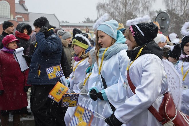Orszak Trzech Króli przemaszerował ulicami Ostrołęki [06.01.2016] - zdjęcie #203 - eOstroleka.pl