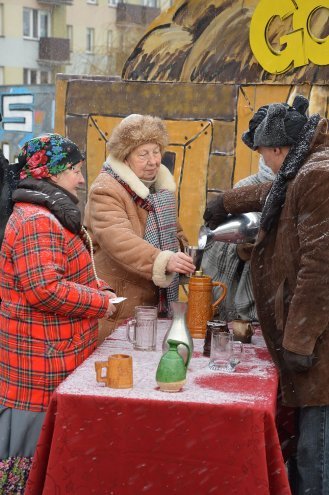 Orszak Trzech Króli przemaszerował ulicami Ostrołęki [06.01.2016] - zdjęcie #190 - eOstroleka.pl