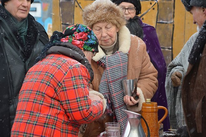 Orszak Trzech Króli przemaszerował ulicami Ostrołęki [06.01.2016] - zdjęcie #187 - eOstroleka.pl