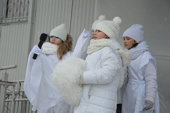 Orszak Trzech Króli przemaszerował ulicami Ostrołęki [06.01.2016] - zdjęcie #180 - eOstroleka.pl