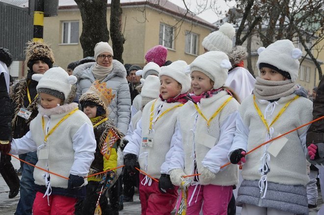 Orszak Trzech Króli przemaszerował ulicami Ostrołęki [06.01.2016] - zdjęcie #160 - eOstroleka.pl
