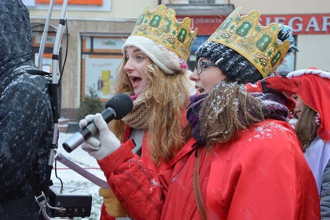 Orszak Trzech Króli przemaszerował ulicami Ostrołęki [06.01.2016] - zdjęcie #151 - eOstroleka.pl