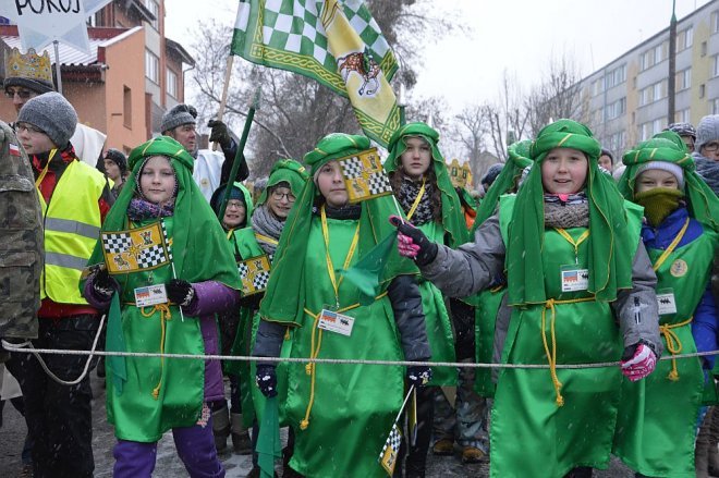 Orszak Trzech Króli przemaszerował ulicami Ostrołęki [06.01.2016] - zdjęcie #149 - eOstroleka.pl