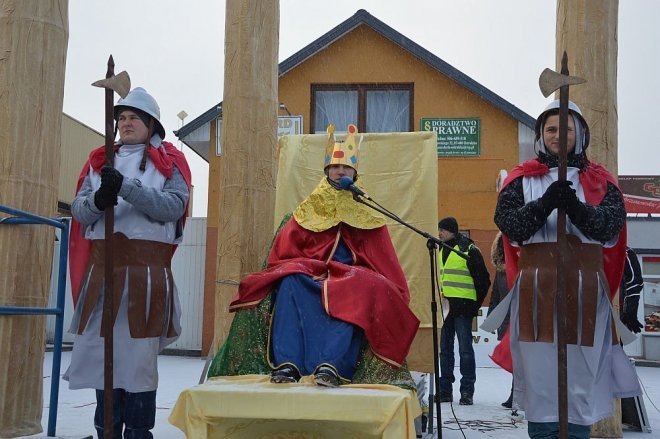 Orszak Trzech Króli przemaszerował ulicami Ostrołęki [06.01.2016] - zdjęcie #111 - eOstroleka.pl
