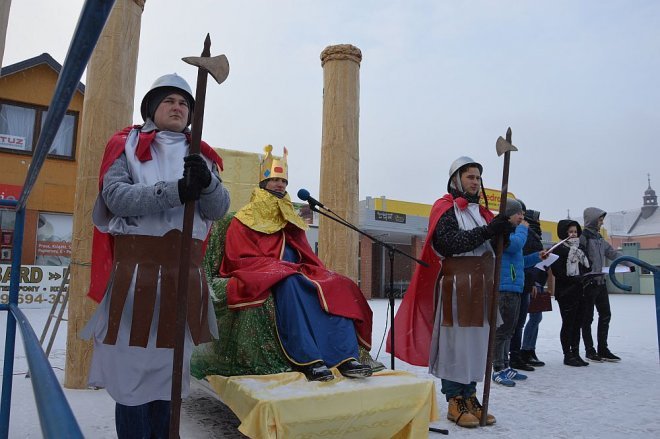Orszak Trzech Króli przemaszerował ulicami Ostrołęki [06.01.2016] - zdjęcie #107 - eOstroleka.pl