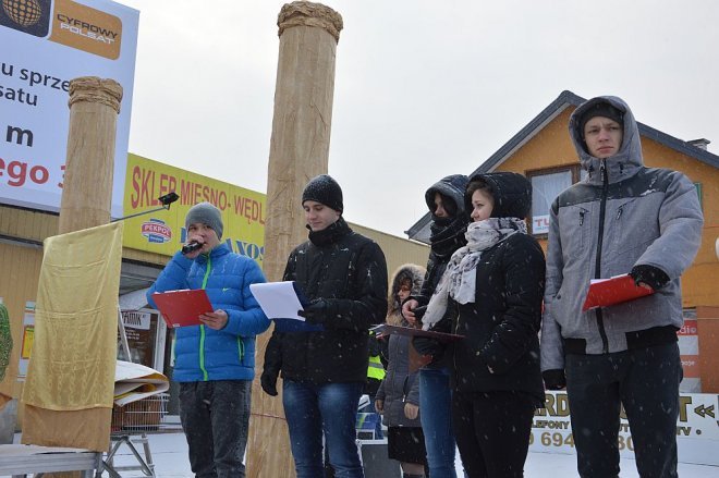 Orszak Trzech Króli przemaszerował ulicami Ostrołęki [06.01.2016] - zdjęcie #105 - eOstroleka.pl