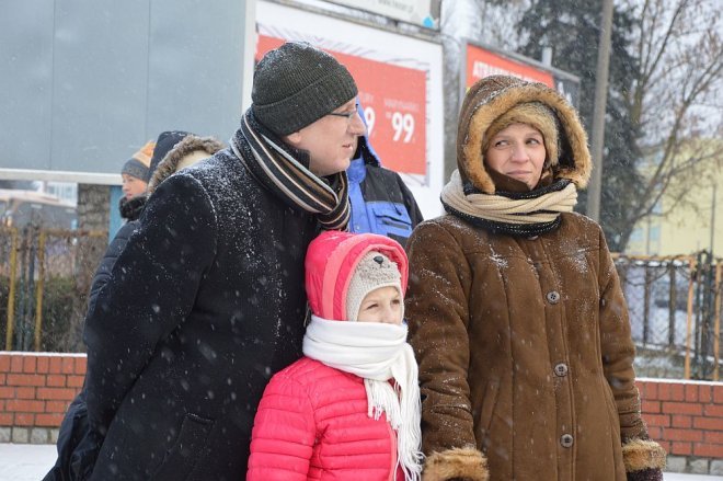 Orszak Trzech Króli przemaszerował ulicami Ostrołęki [06.01.2016] - zdjęcie #103 - eOstroleka.pl