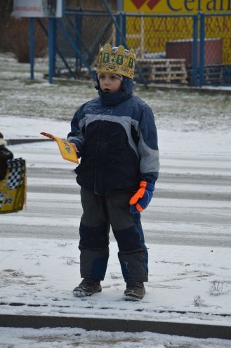 Orszak Trzech Króli przemaszerował ulicami Ostrołęki [06.01.2016] - zdjęcie #58 - eOstroleka.pl