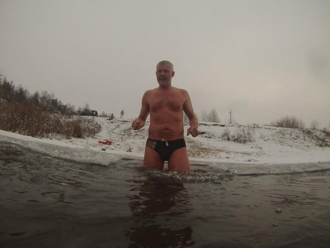 Ostrołęckie Morsy i styczniowa kąpiel w przeręblu [06.01.2016] - zdjęcie #46 - eOstroleka.pl