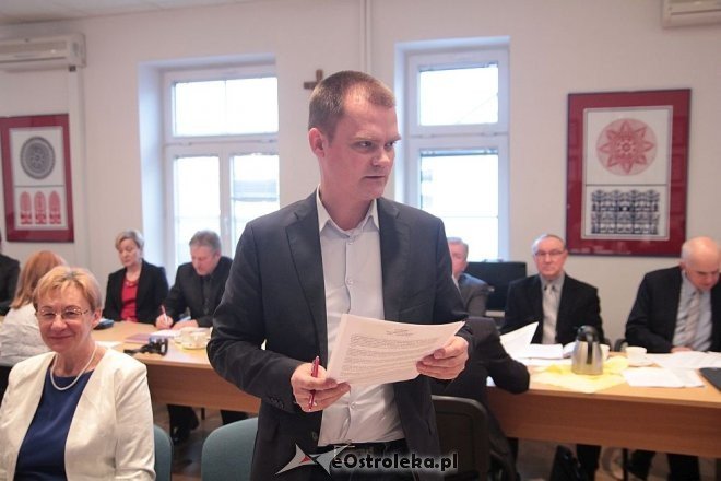 XV sesja Rady Powiatu w Ostrołęce za nami [08.01.2016] - zdjęcie #3 - eOstroleka.pl