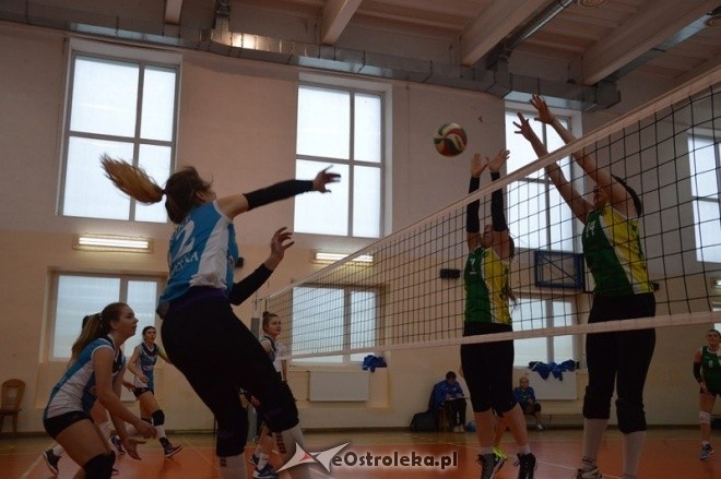 Nike Ostrołęka - Perła Złotokłos [09.01.2015] - zdjęcie #19 - eOstroleka.pl