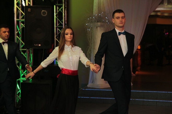 Bal Studniówkowy w Zespole Szkół Zawodowych nr 3 [09.01.2016] - zdjęcie #279 - eOstroleka.pl