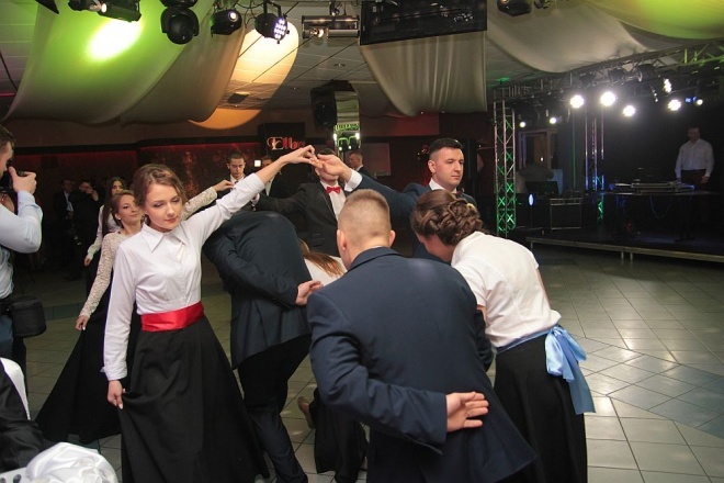 Bal Studniówkowy w Zespole Szkół Zawodowych nr 3 [09.01.2016] - zdjęcie #262 - eOstroleka.pl
