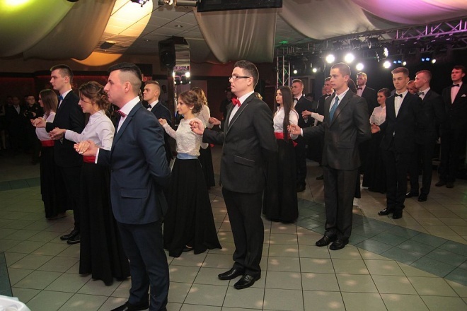 Bal Studniówkowy w Zespole Szkół Zawodowych nr 3 [09.01.2016] - zdjęcie #249 - eOstroleka.pl