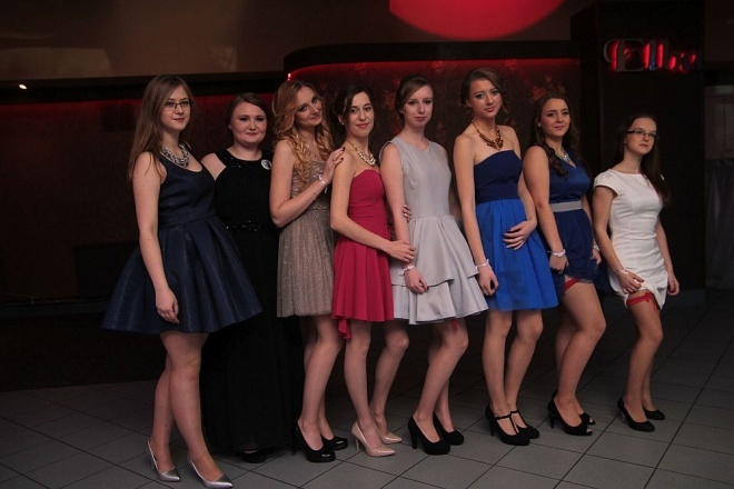Bal Studniówkowy w Zespole Szkół Zawodowych nr 3 [09.01.2016] - zdjęcie #141 - eOstroleka.pl