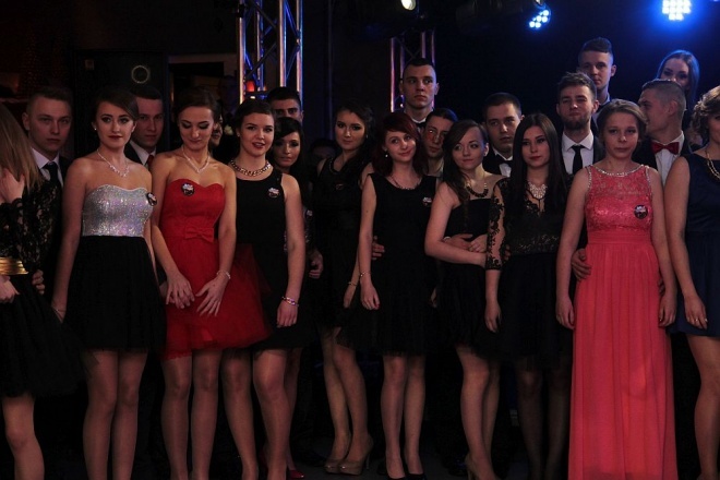 Bal Studniówkowy w Zespole Szkół Zawodowych nr 3 [09.01.2016] - zdjęcie #130 - eOstroleka.pl