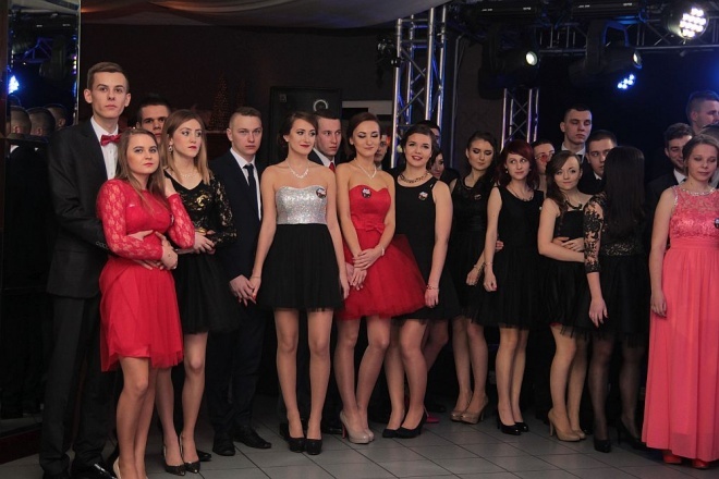 Bal Studniówkowy w Zespole Szkół Zawodowych nr 3 [09.01.2016] - zdjęcie #205 - eOstroleka.pl
