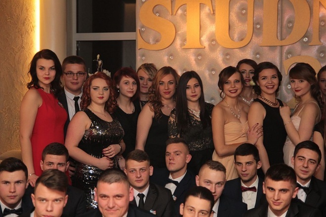 Bal Studniówkowy w Zespole Szkół Zawodowych nr 3 [09.01.2016] - zdjęcie #197 - eOstroleka.pl