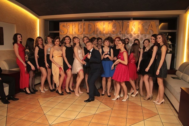 Bal Studniówkowy w Zespole Szkół Zawodowych nr 3 [09.01.2016] - zdjęcie #188 - eOstroleka.pl