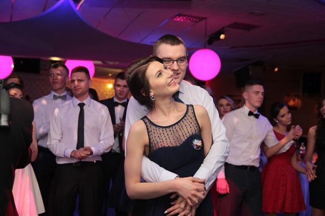 Bal Studniówkowy w Zespole Szkół Zawodowych nr 3 [09.01.2016] - zdjęcie #160 - eOstroleka.pl