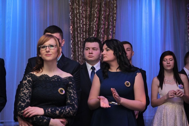 Bal Studniówkowy w Zespole Szkół Zawodowych nr 3 [09.01.2016] - zdjęcie #128 - eOstroleka.pl