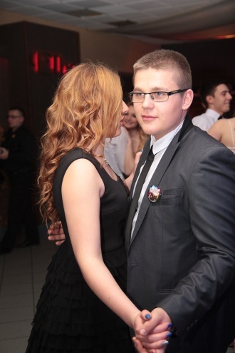Bal Studniówkowy w Zespole Szkół Zawodowych nr 3 [09.01.2016] - zdjęcie #79 - eOstroleka.pl