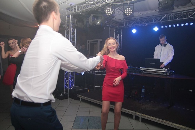 Bal Studniówkowy w Zespole Szkół Zawodowych nr 3 [09.01.2016] - zdjęcie #46 - eOstroleka.pl