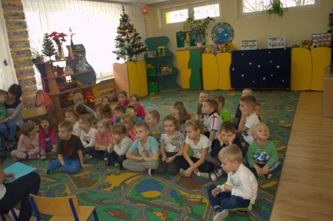 „Przygody kropli wody” w ramach akcji Ostrołęka Czyta Dzieciom [14.01.2016] - zdjęcie #4 - eOstroleka.pl