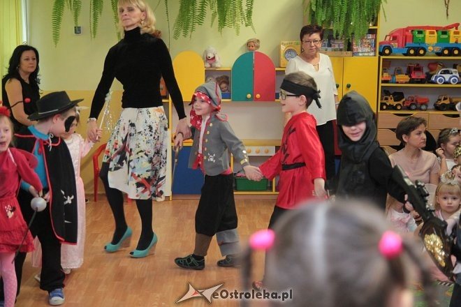Bal karnawałowy w miejskiej „szesnastce” [15.01.2016] - zdjęcie #75 - eOstroleka.pl