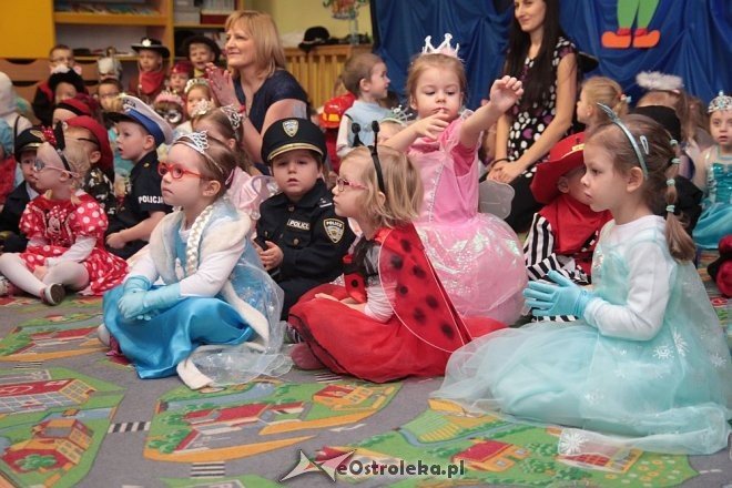 Bal karnawałowy w miejskiej „szesnastce” [15.01.2016] - zdjęcie #64 - eOstroleka.pl