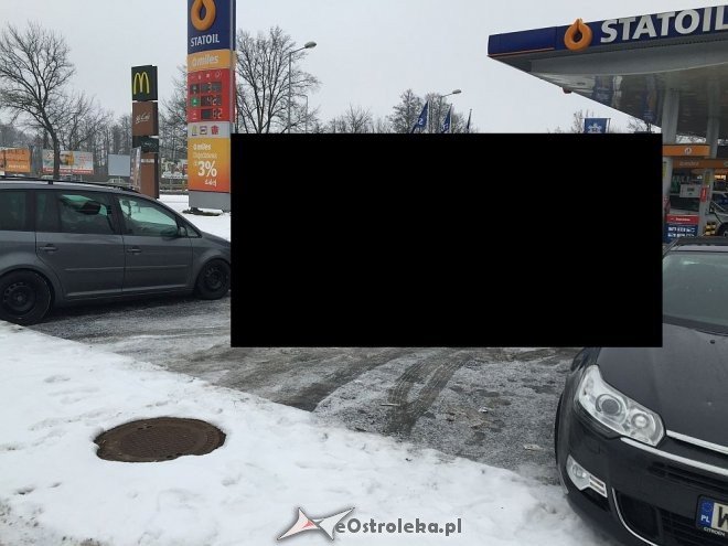 Ostrołęka: Mistrz Parkowania pod McDonalds [15.01.2016] - zdjęcie #4 - eOstroleka.pl
