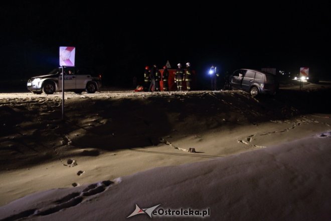 Tragiczny wypadek w Tyszkach Nadborach: 1 osoba nie żyje, 5 zostało rannych [20.01.2016] - zdjęcie #6 - eOstroleka.pl