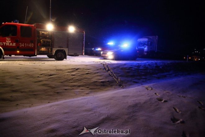 Tragiczny wypadek w Tyszkach Nadborach: 1 osoba nie żyje, 5 zostało rannych [20.01.2016] - zdjęcie #13 - eOstroleka.pl