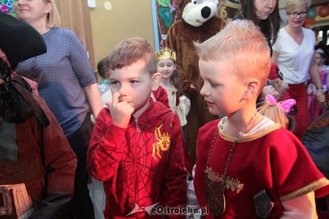 Bal karnawałowy w Krainie Misiów [22.01.2016] - zdjęcie #75 - eOstroleka.pl