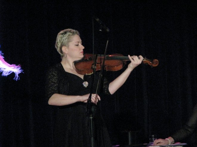 Anna Seniuk w spektaklu teatralnym w Ostrołęckim Centrum Kultury [22.01.2016] - zdjęcie #18 - eOstroleka.pl