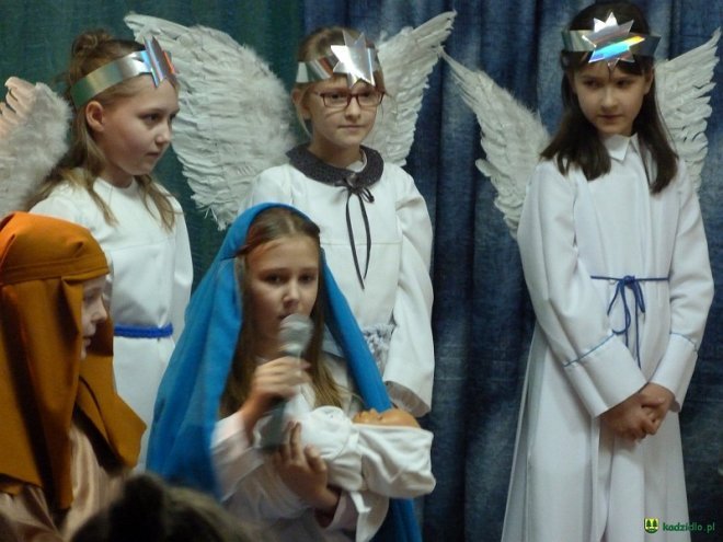 Bożonarodzeniowe jasełka w ZPO w Kadzidle [25.01.2016] - zdjęcie #70 - eOstroleka.pl