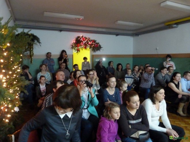 Bożonarodzeniowe jasełka w ZPO w Kadzidle [25.01.2016] - zdjęcie #65 - eOstroleka.pl