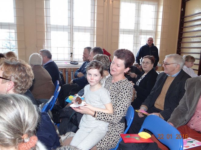 Dzień Babci i Dziadka w Szkole Podstawowej w Troszynie [27.01.2016] - zdjęcie #20 - eOstroleka.pl