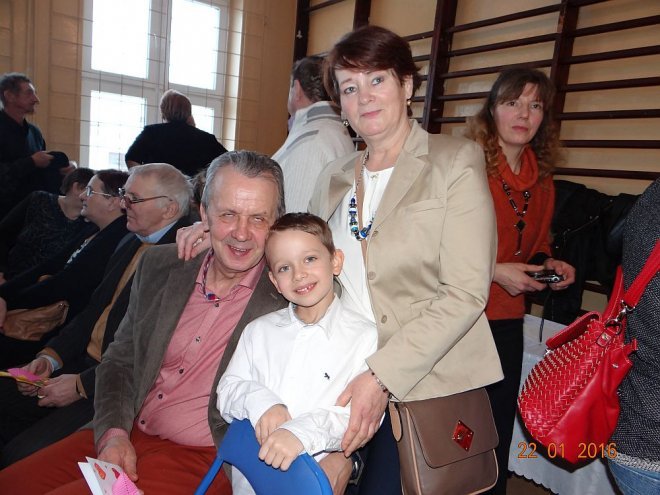 Dzień Babci i Dziadka w Szkole Podstawowej w Troszynie [27.01.2016] - zdjęcie #30 - eOstroleka.pl
