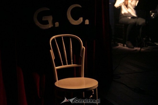 Premiera w Klubie Oczko – Obywatel GC w wykonaniu wokalistek Studia Piosenki [29.01.2016] - zdjęcie #1 - eOstroleka.pl