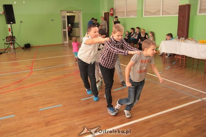 Bal karnawałowy dla dzieci z trzech ostrołęckich osiedli [30.01.2016] - zdjęcie #10 - eOstroleka.pl