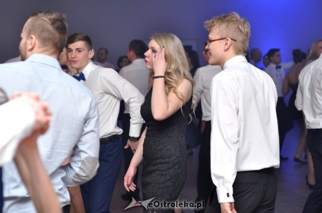 Studniówka w ZSZ nr 2 w Ostrołęce [30.01.2016] - zdjęcie #14 - eOstroleka.pl
