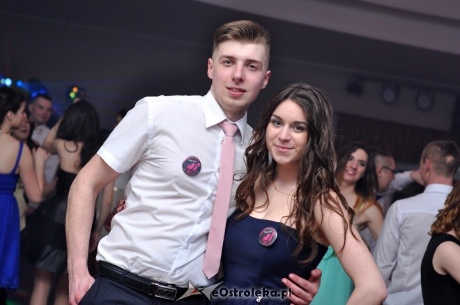 Studniówka w ZSZ nr 2 w Ostrołęce [30.01.2016] - zdjęcie #7 - eOstroleka.pl