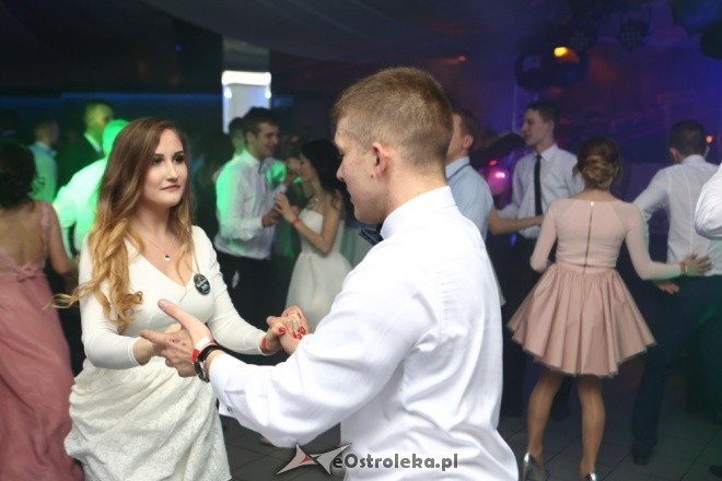 Studniówka w ZSZ nr 4 w Ostrołęce [30.01.2016] - zdjęcie #26 - eOstroleka.pl