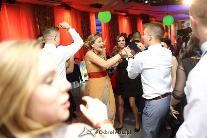 Studniówka w ZSZ nr 4 w Ostrołęce [30.01.2016] - zdjęcie #1 - eOstroleka.pl