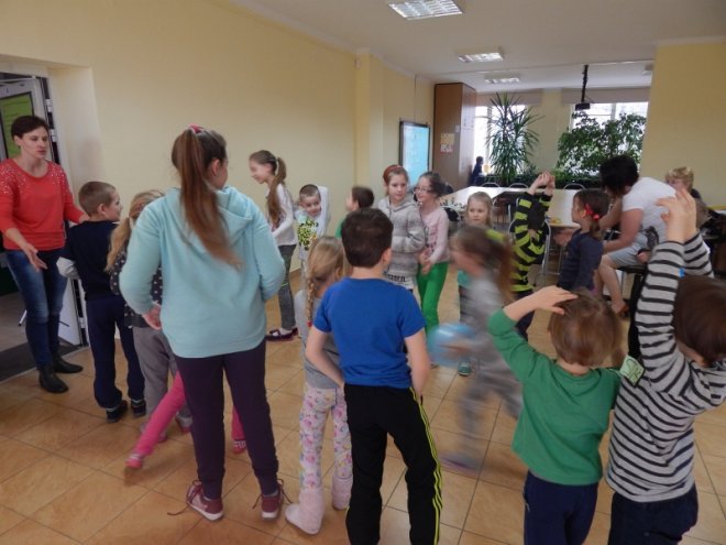 Ferie z Biblioteka w Olszewie-Borkach [12.02.2016] - zdjęcie #86 - eOstroleka.pl