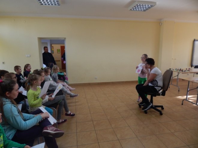 Ferie z Biblioteka w Olszewie-Borkach [12.02.2016] - zdjęcie #76 - eOstroleka.pl