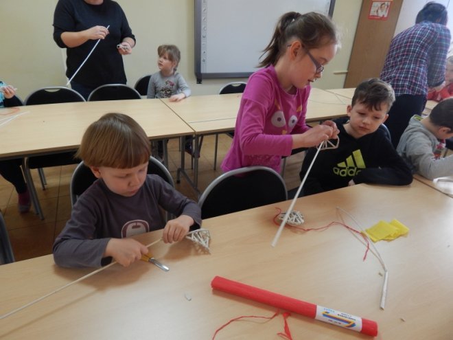 Ferie z Biblioteka w Olszewie-Borkach [12.02.2016] - zdjęcie #60 - eOstroleka.pl